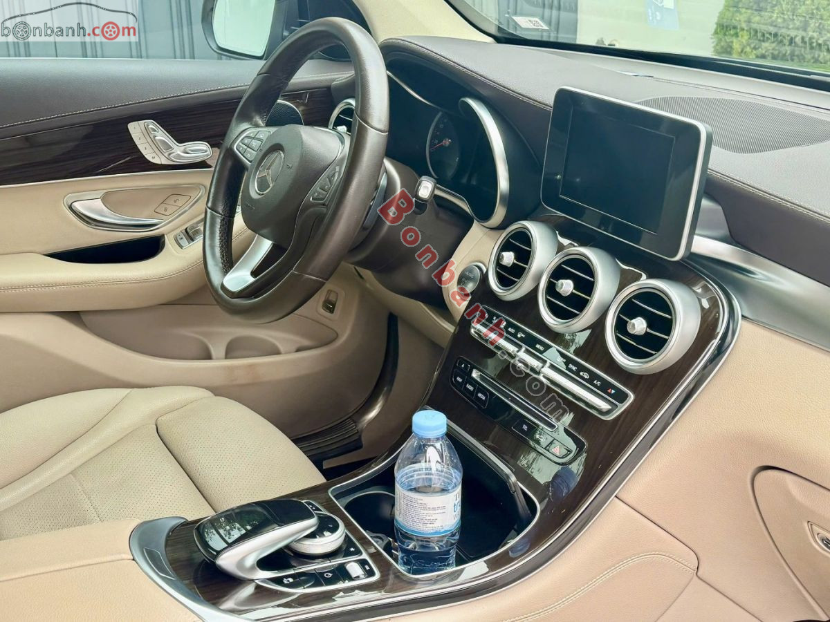 Bán ô tô Mercedes Benz GLC 200 - 2019 - xe cũ