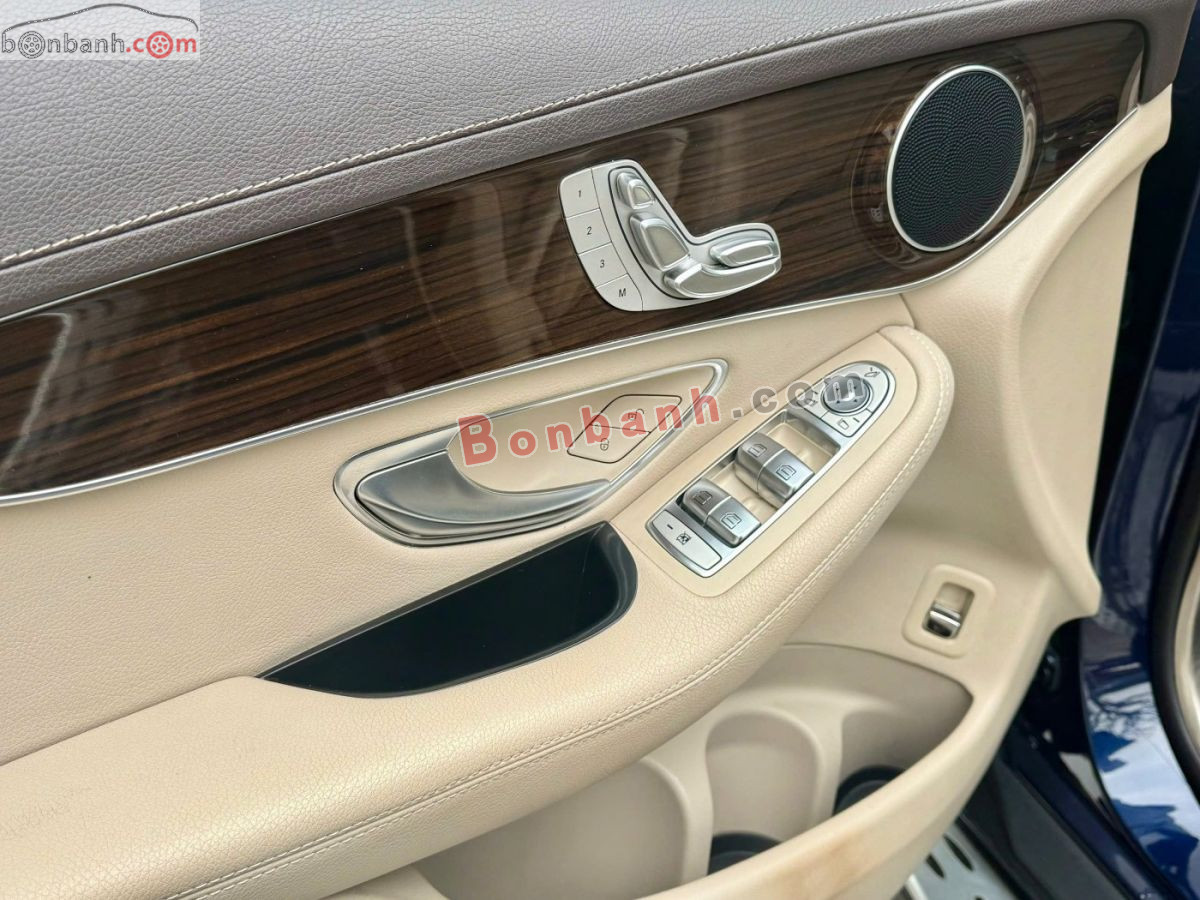 Bán ô tô Mercedes Benz GLC 200 - 2019 - xe cũ