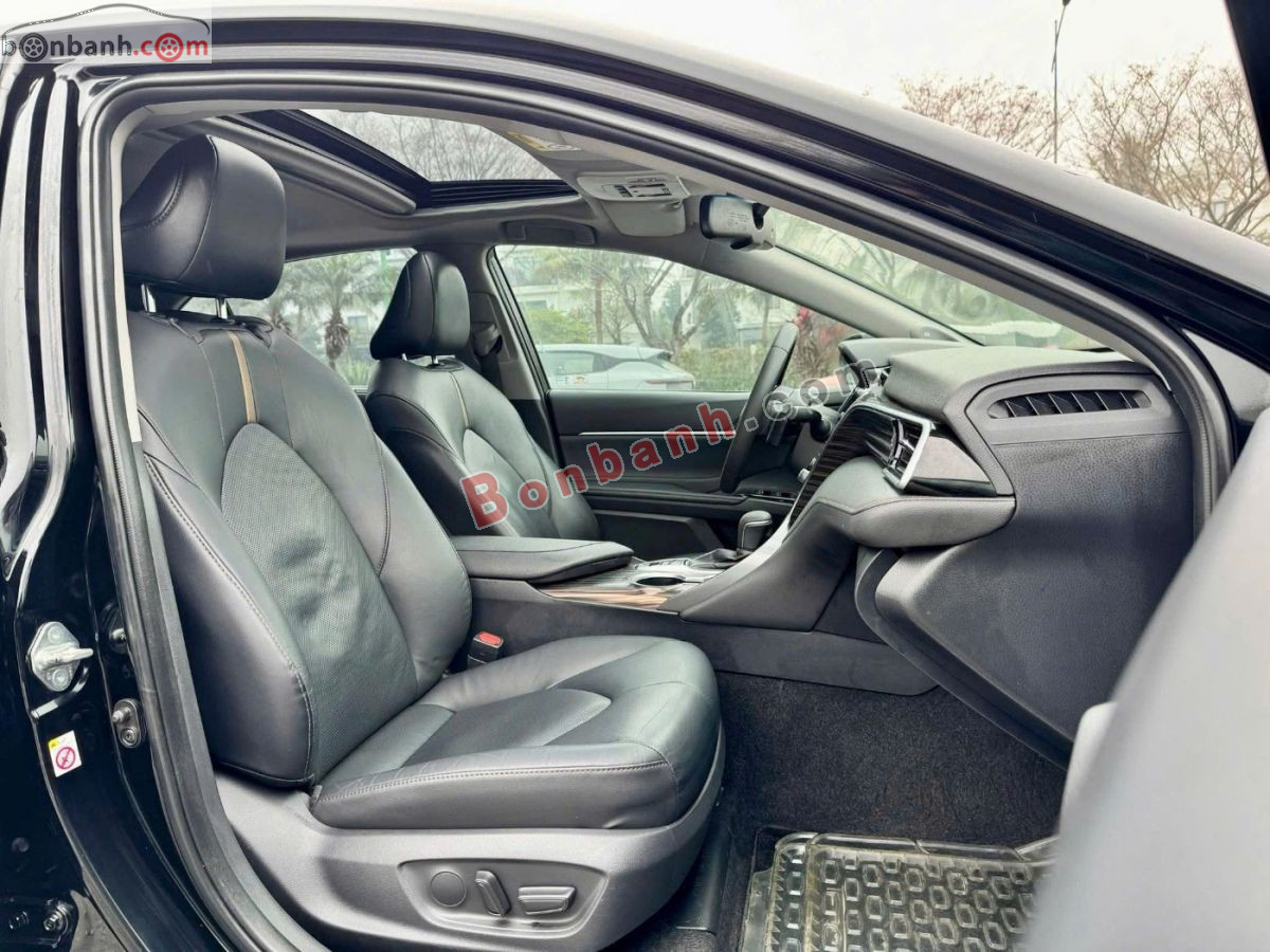 Bán ô tô Toyota Camry 2.5Q - 2020 - xe cũ