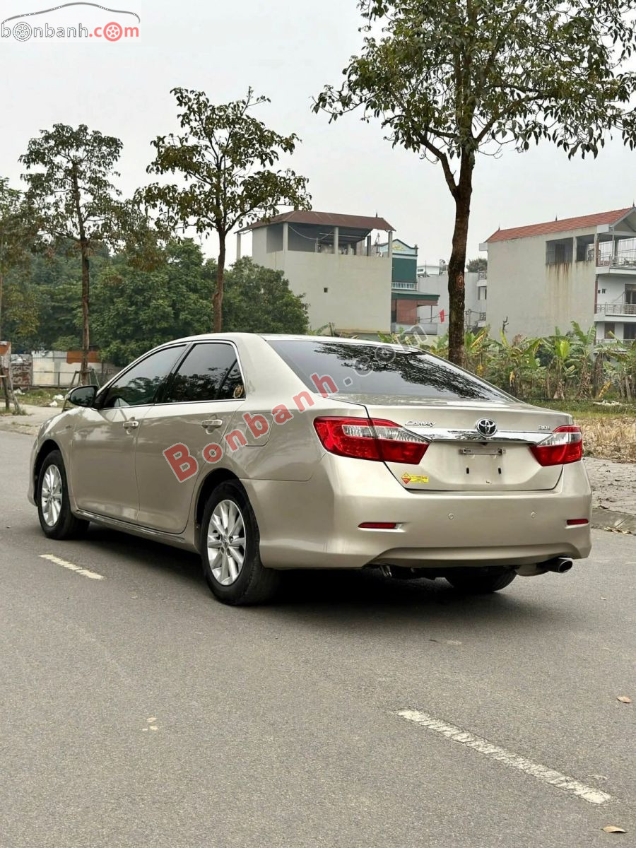 Bán ô tô Toyota Camry 2.0E - 2014 - xe cũ