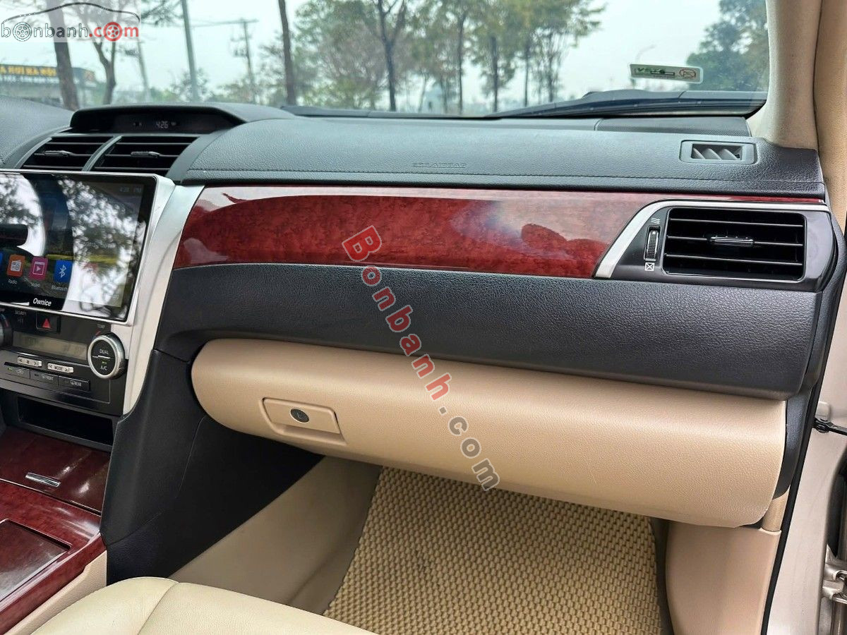 Bán ô tô Toyota Camry 2.0E - 2014 - xe cũ