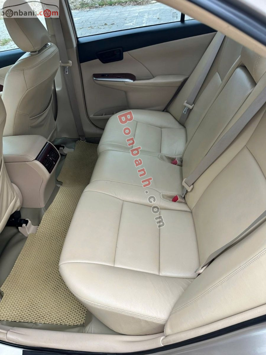 Bán ô tô Toyota Camry 2.0E - 2014 - xe cũ