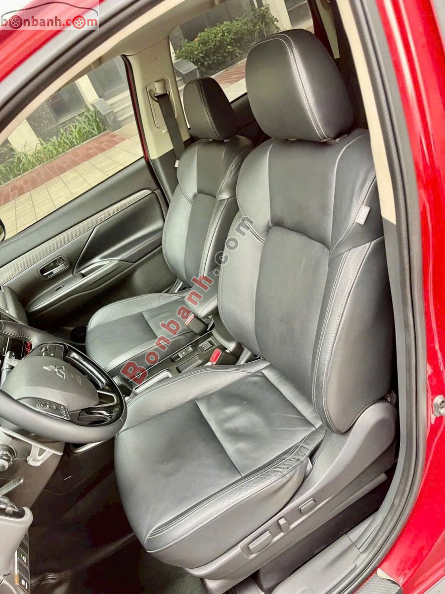 Bán ô tô Mitsubishi Outlander Premium 2.0 CVT - 2021 - xe cũ