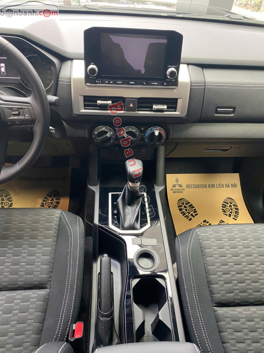 Bán ô tô Mitsubishi Triton GLX 2WD AT - 2026 - xe mới