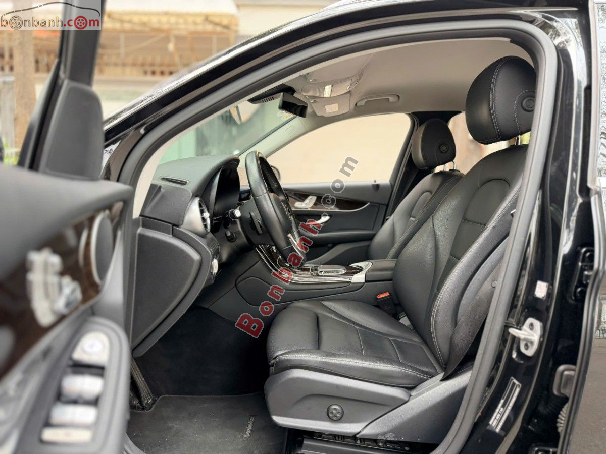 Bán ô tô Mercedes Benz GLC 200 - 2022 - xe cũ