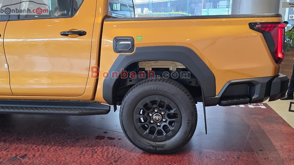 Bán ô tô Toyota Hilux Pro 2.8L 4x2 AT - 2026 - xe mới