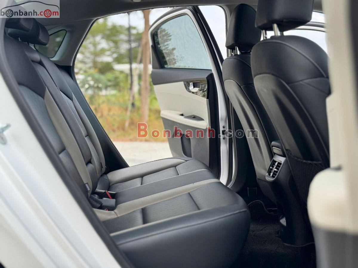 Bán ô tô Kia K3 Luxury 1.6 AT - 2024 - xe cũ