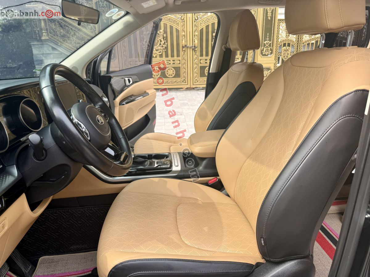 Bán ô tô Kia Carnival Luxury 2.2D - 2021 - xe cũ