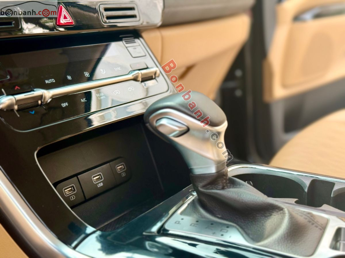 Bán ô tô Kia Carnival Luxury 2.2D - 2021 - xe cũ