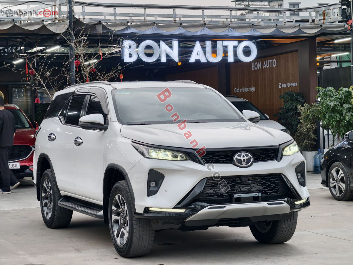 Bán ô tô Toyota Fortuner Legender 2.4L 4x2 AT - 2022 - xe cũ
