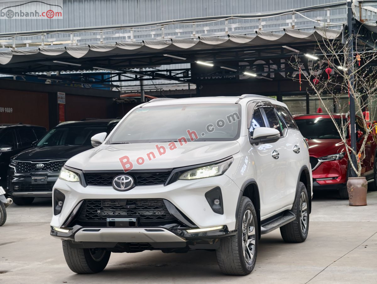 Bán ô tô Toyota Fortuner Legender 2.4L 4x2 AT - 2022 - xe cũ