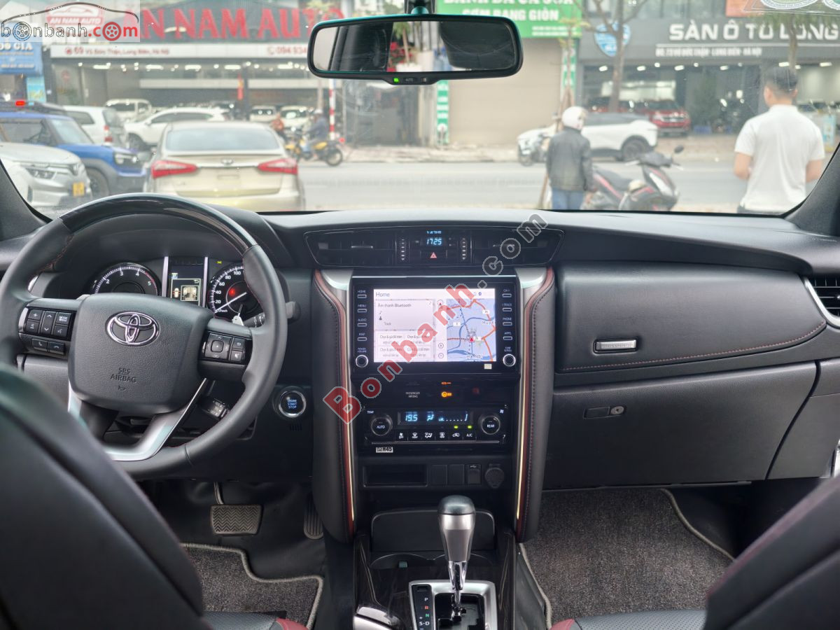 Bán ô tô Toyota Fortuner Legender 2.4L 4x2 AT - 2022 - xe cũ