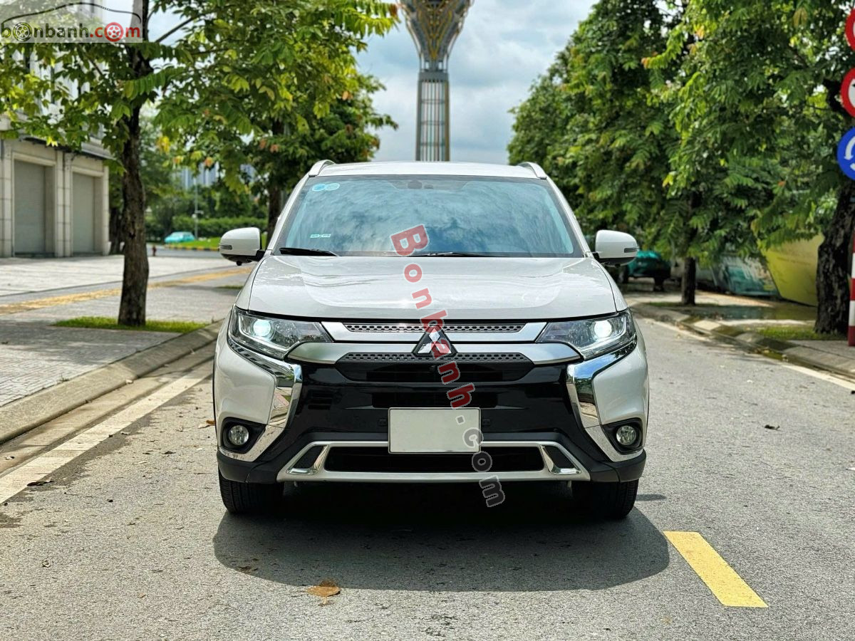 Bán ô tô Mitsubishi Outlander 2.0 CVT - 2020 - xe cũ