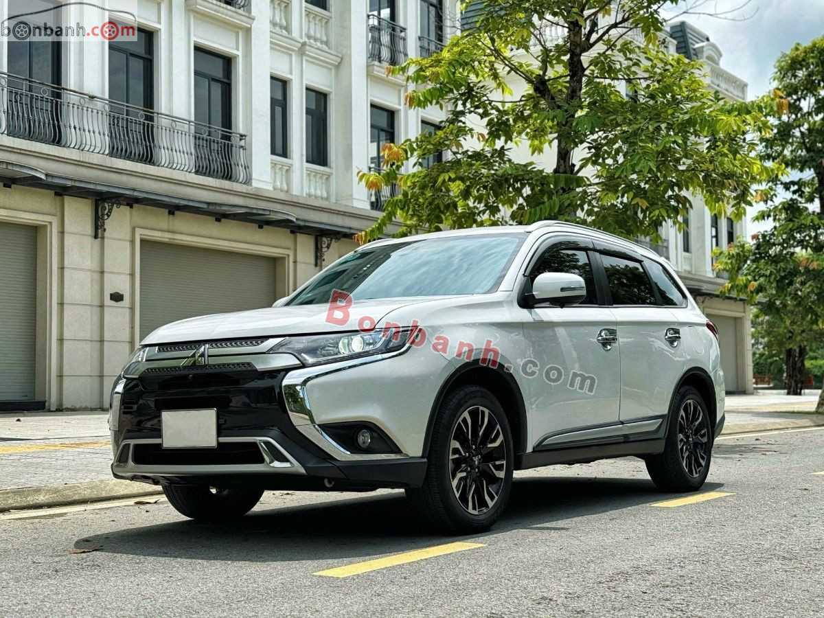 Bán ô tô Mitsubishi Outlander 2.0 CVT - 2020 - xe cũ