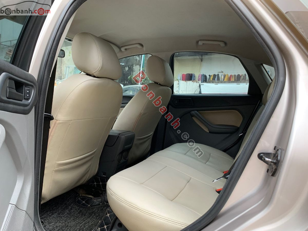 Bán ô tô Ford Focus 1.8 AT - 2013 - xe cũ