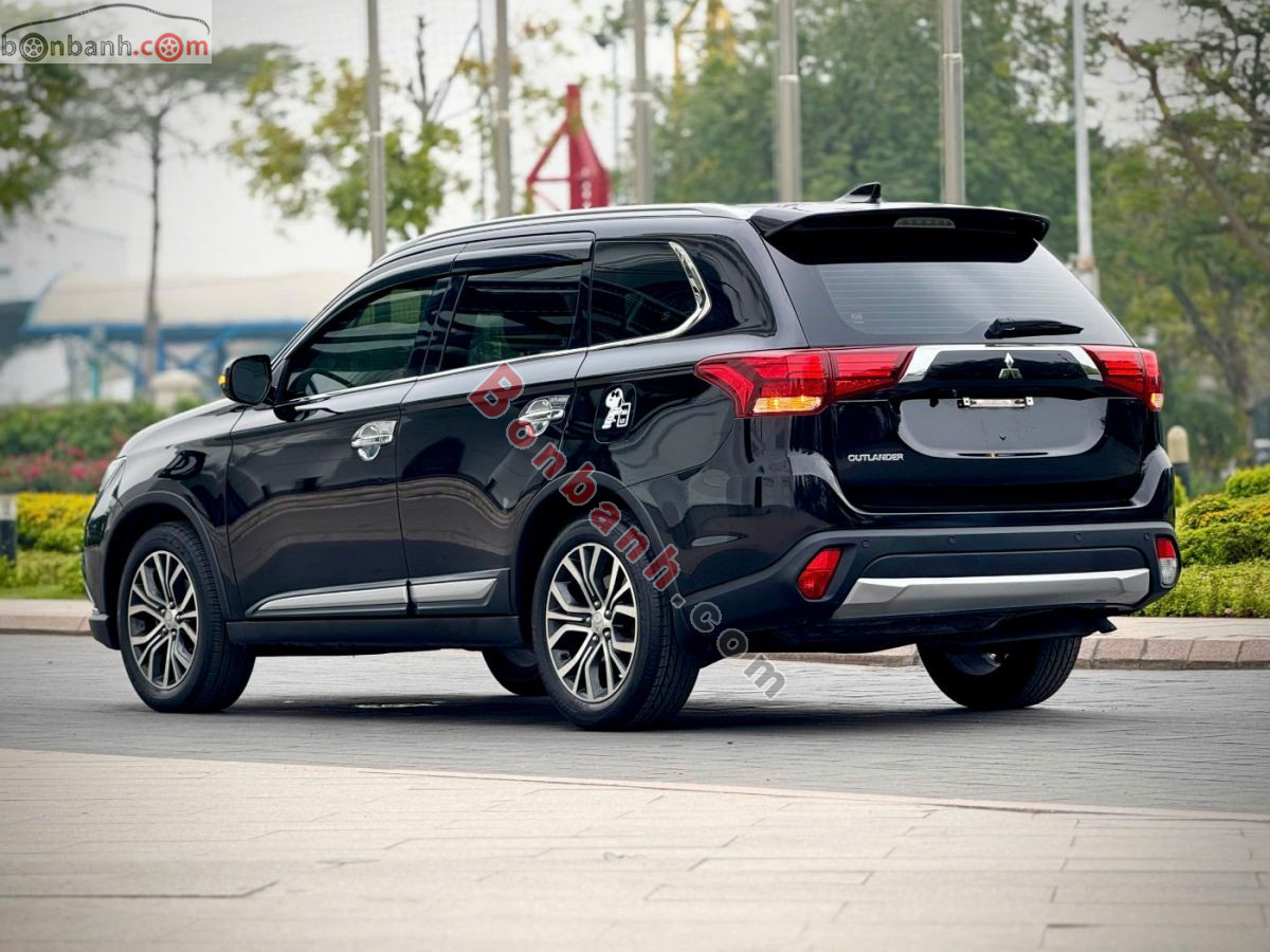 Bán ô tô Mitsubishi Outlander 2.0 CVT - 2018 - xe cũ