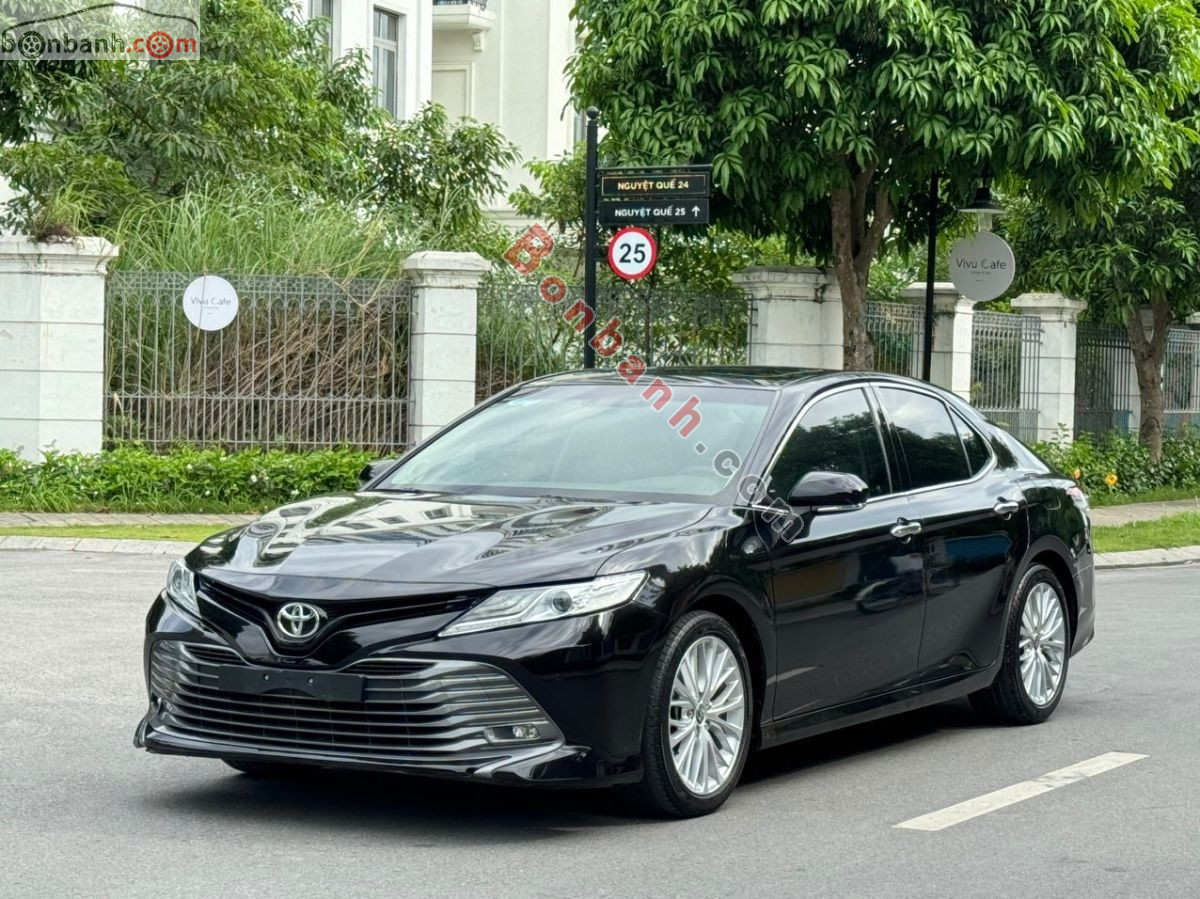 Bán ô tô Toyota Camry 2.5Q - 2021 - xe cũ