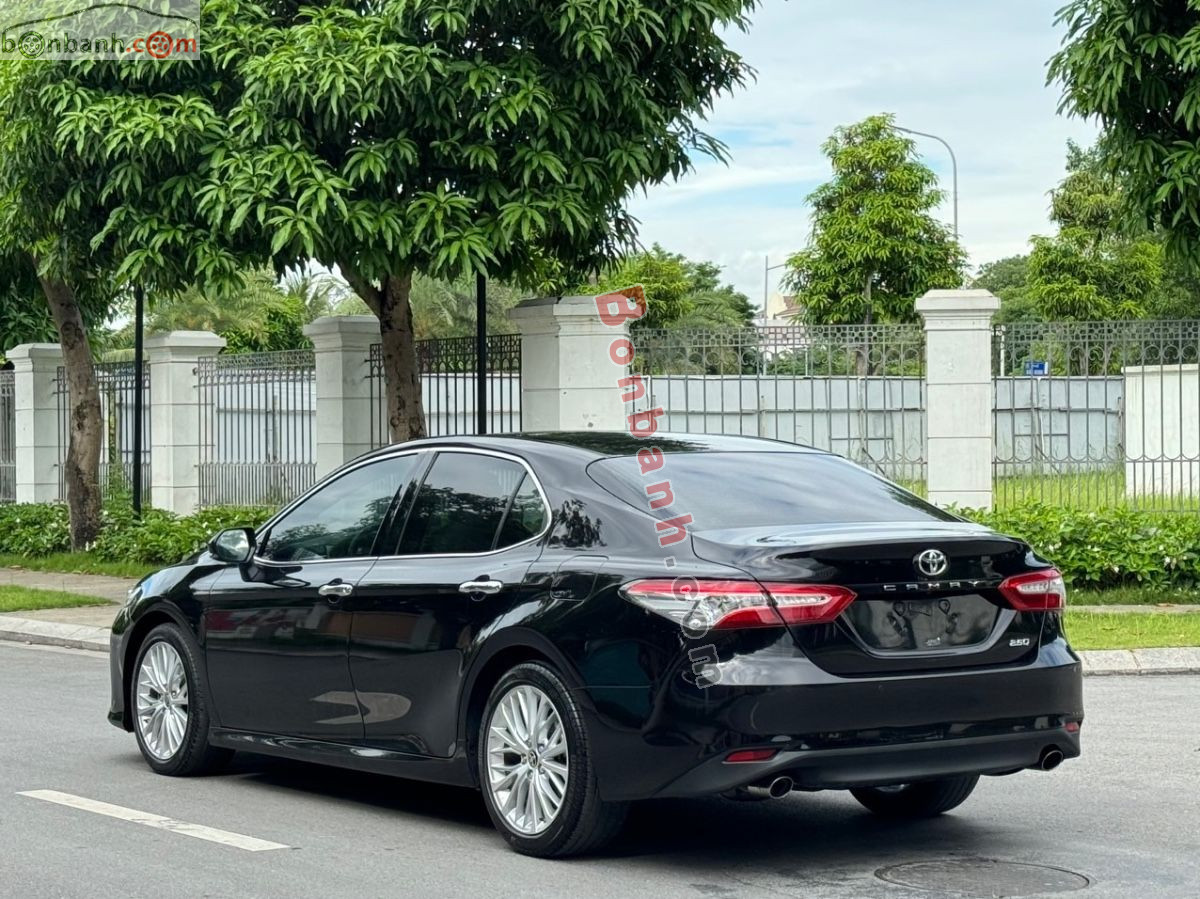 Bán ô tô Toyota Camry 2.5Q - 2021 - xe cũ