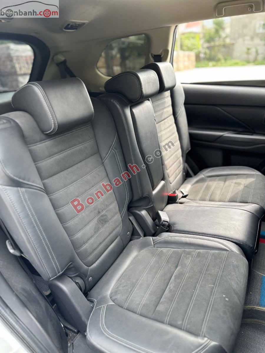 Bán ô tô Mitsubishi Outlander 2.0 CVT - 2023 - xe cũ