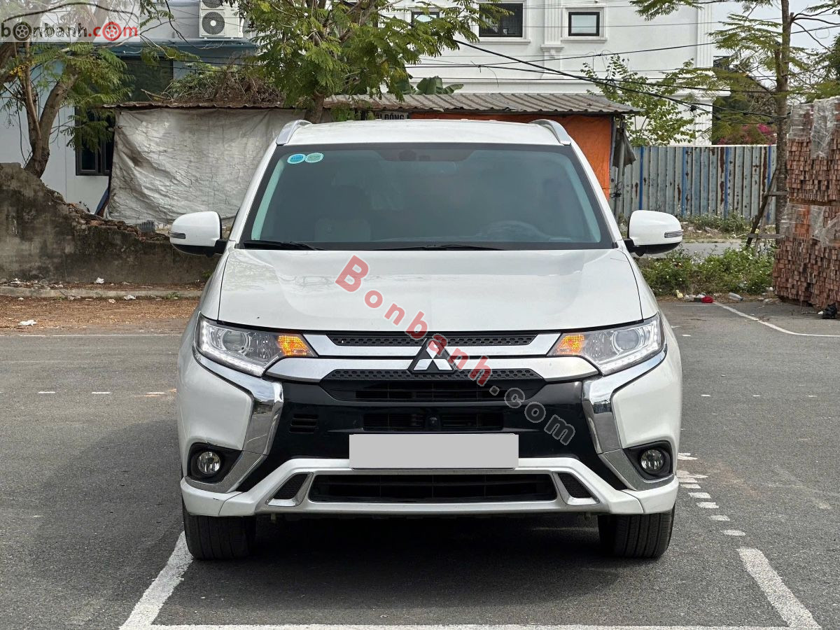 Bán ô tô Mitsubishi Outlander 2.0 CVT - 2023 - xe cũ