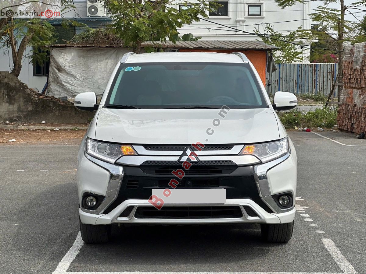 Bán ô tô Mitsubishi Outlander 2.0 CVT - 2023 - xe cũ