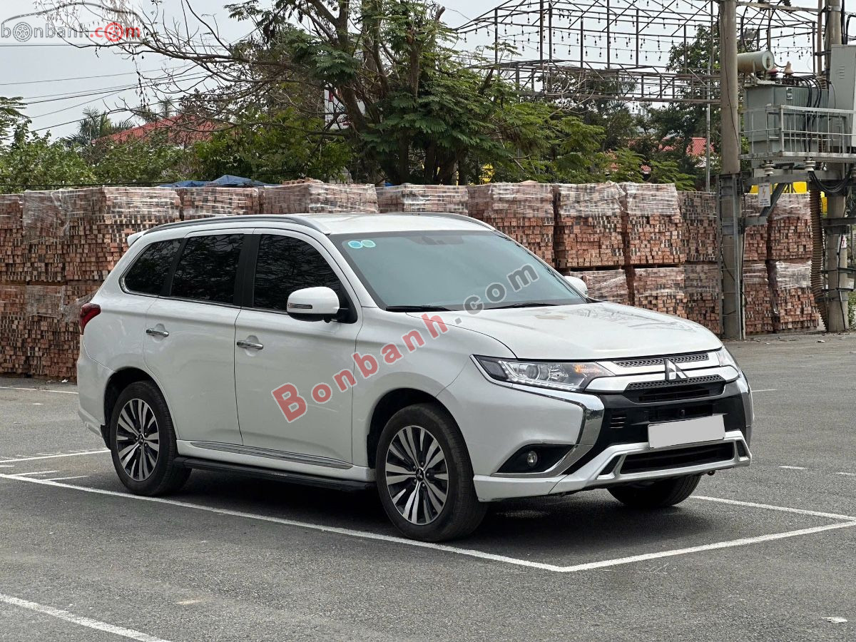 Bán ô tô Mitsubishi Outlander 2.0 CVT - 2023 - xe cũ