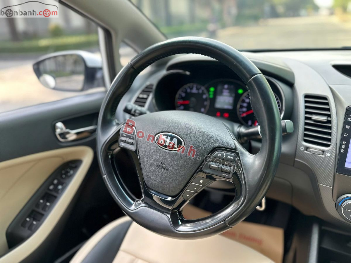 Bán ô tô Kia Cerato 1.6 MT - 2017 - xe cũ