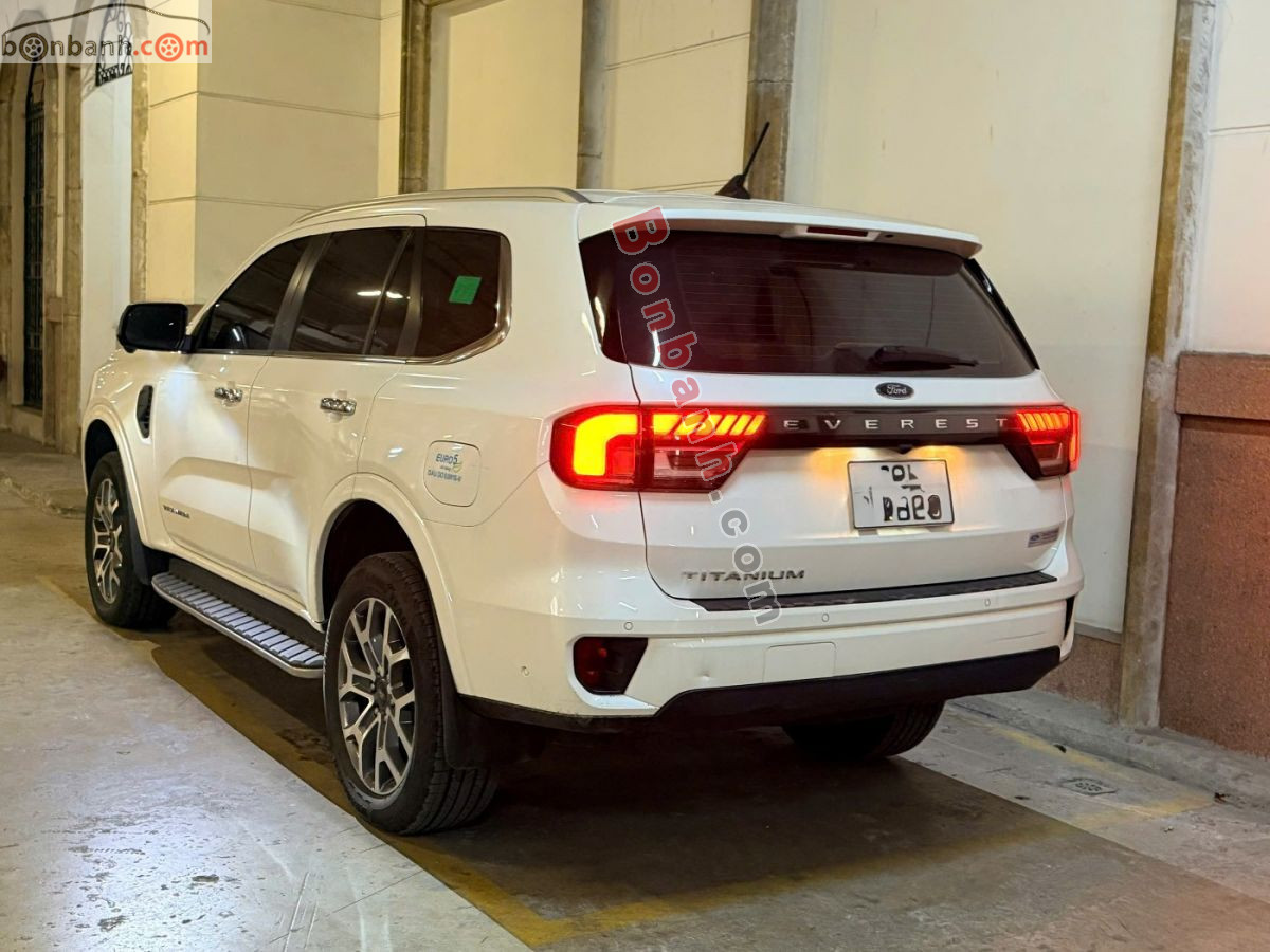 Bán ô tô Ford Everest Titanium Plus 2.0L 4x4 AT - 2024 - xe cũ
