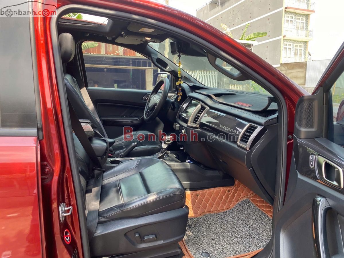 Bán ô tô Ford Everest Titanium 2.0L 4x4 AT - 2018 - xe cũ