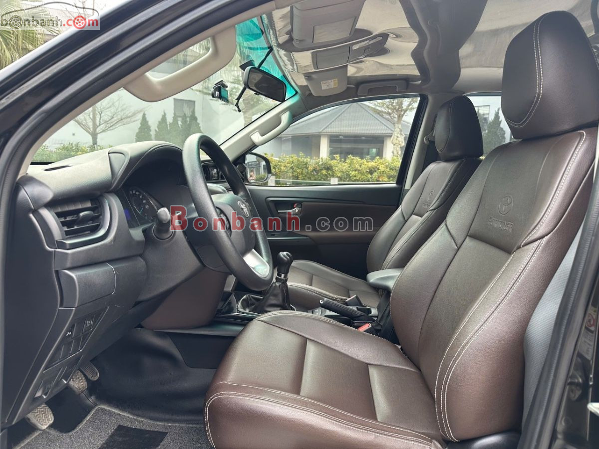 Bán ô tô Toyota Fortuner 2.4G 4x2 MT - 2019 - xe cũ