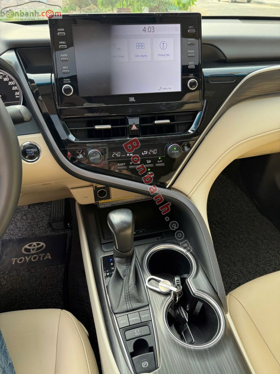 Bán ô tô Toyota Camry 2.0Q - 2022 - xe cũ