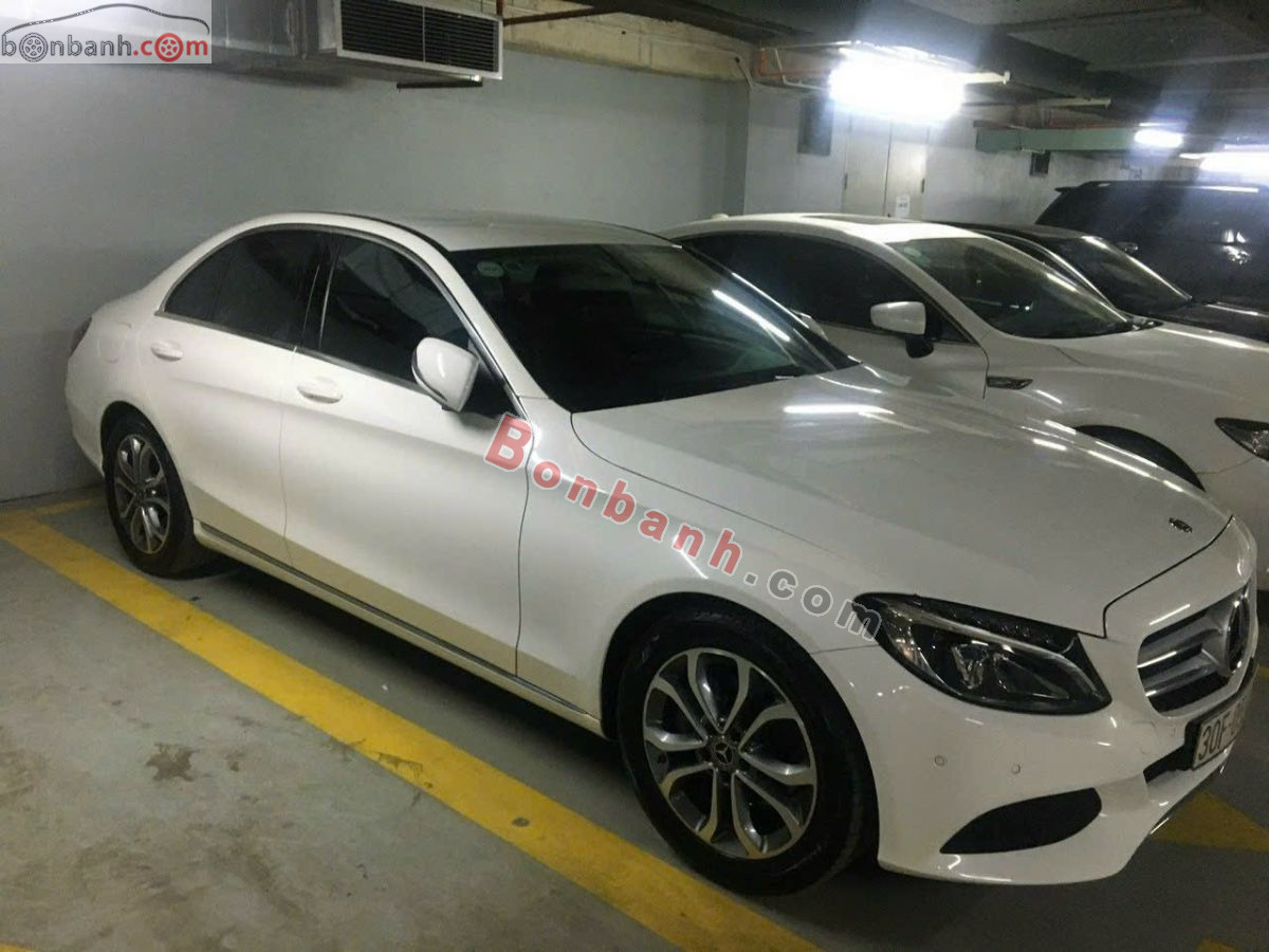 Bán ô tô Mercedes Benz C class C200 - 2017 - xe cũ