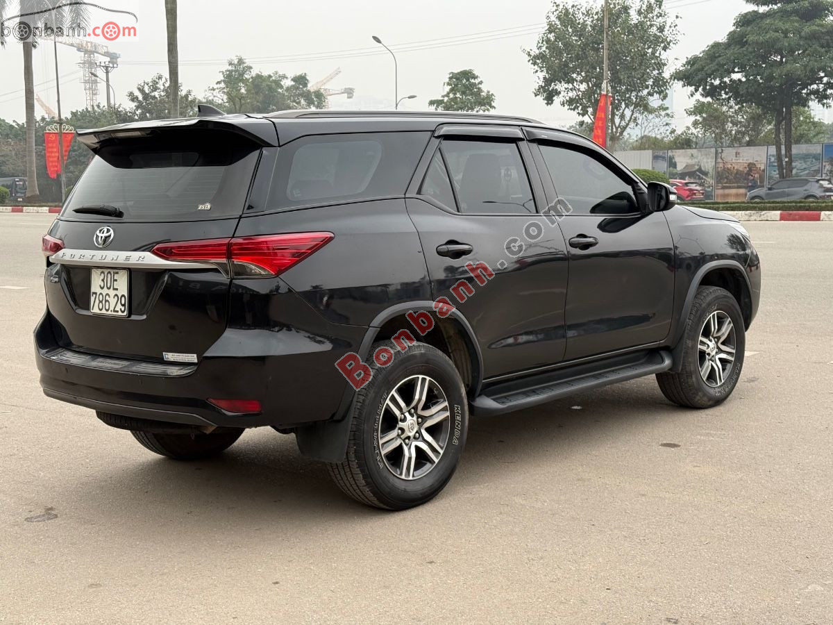 Bán ô tô Toyota Fortuner 2.4G 4x2 MT - 2017 - xe cũ