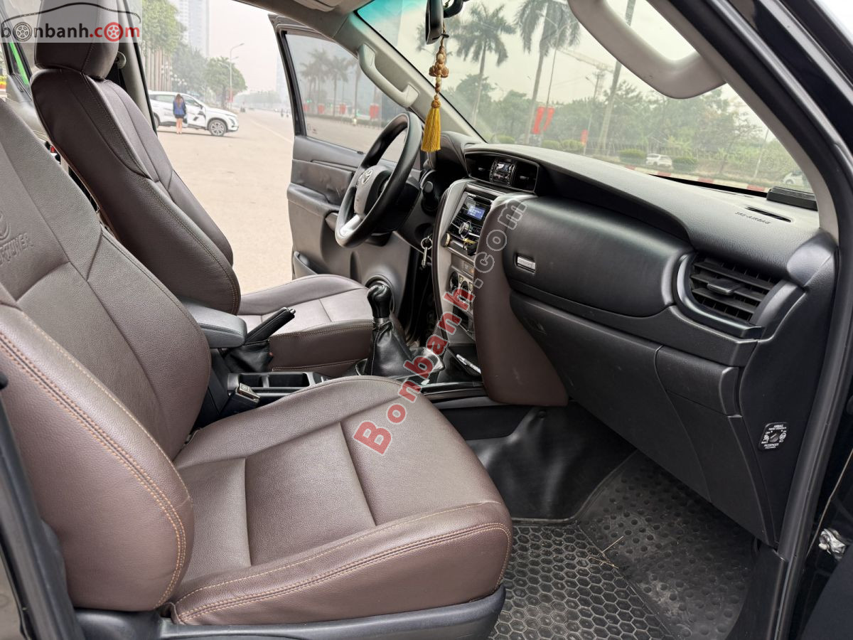 Bán ô tô Toyota Fortuner 2.4G 4x2 MT - 2017 - xe cũ