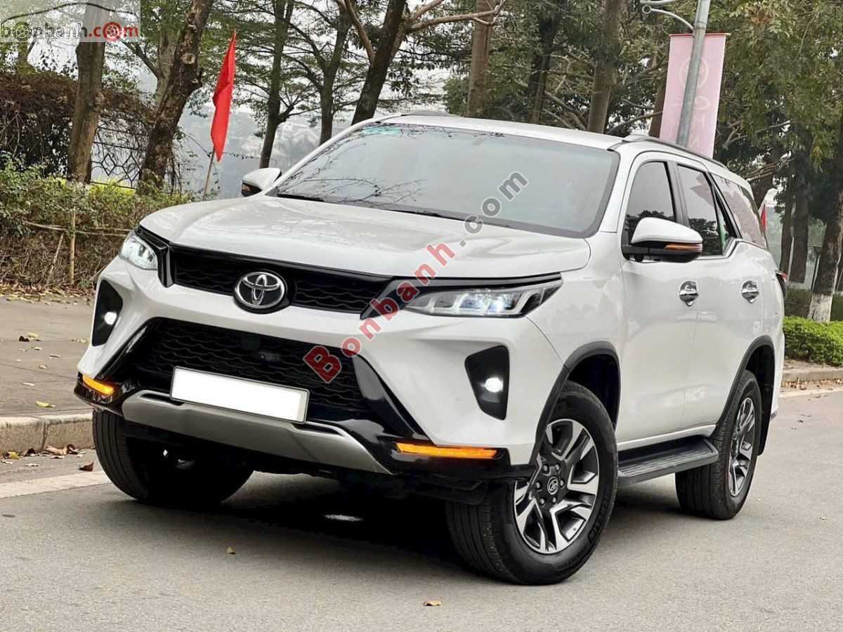 Bán ô tô Toyota Fortuner 2.4G 4x2 AT Legender - 2021 - xe cũ