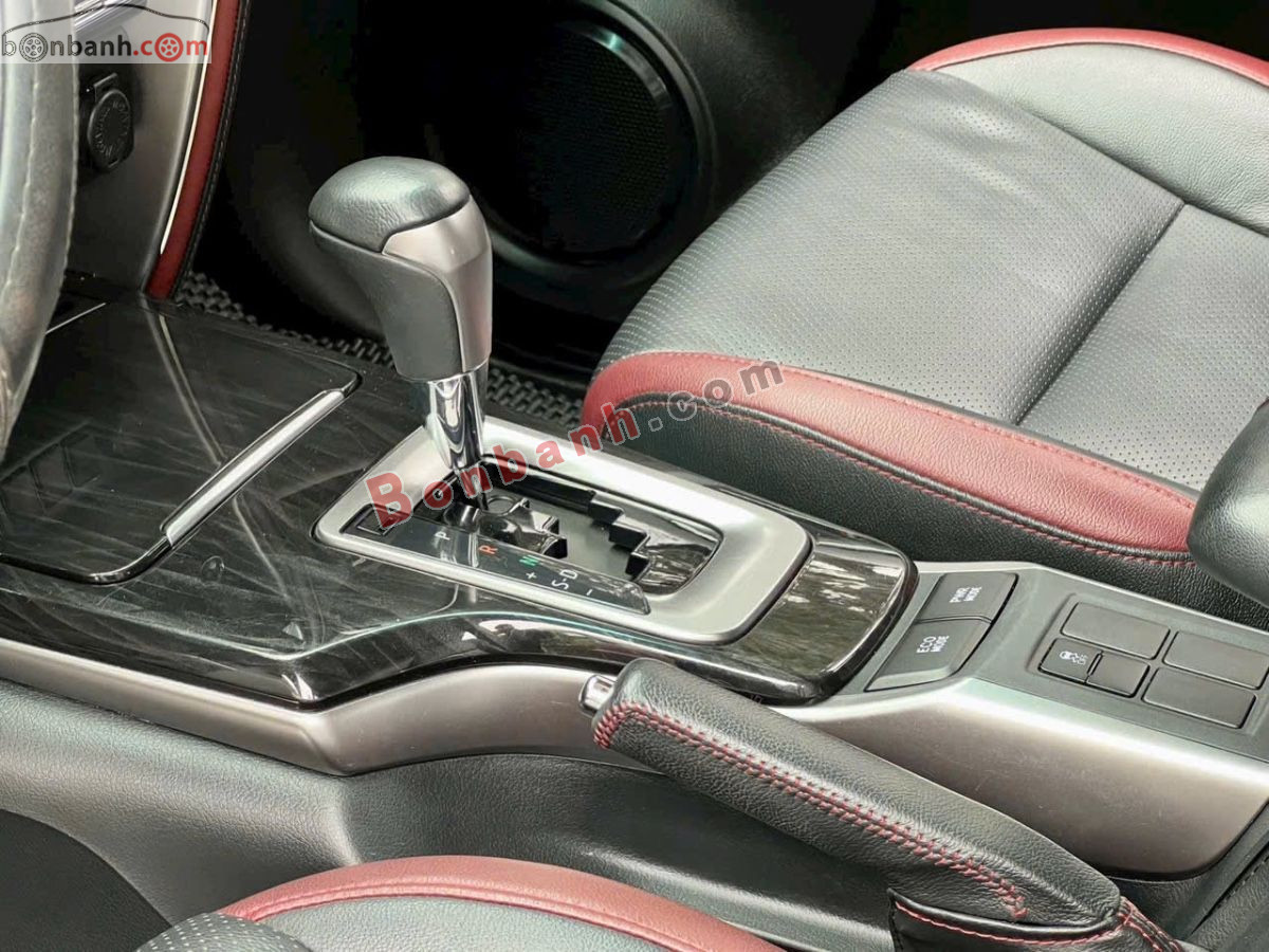 Bán ô tô Toyota Fortuner 2.4G 4x2 AT Legender - 2021 - xe cũ