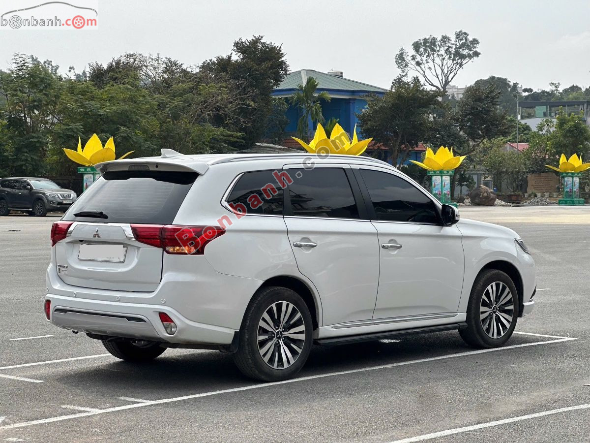 Bán ô tô Mitsubishi Outlander 2.0 CVT - 2023 - xe cũ