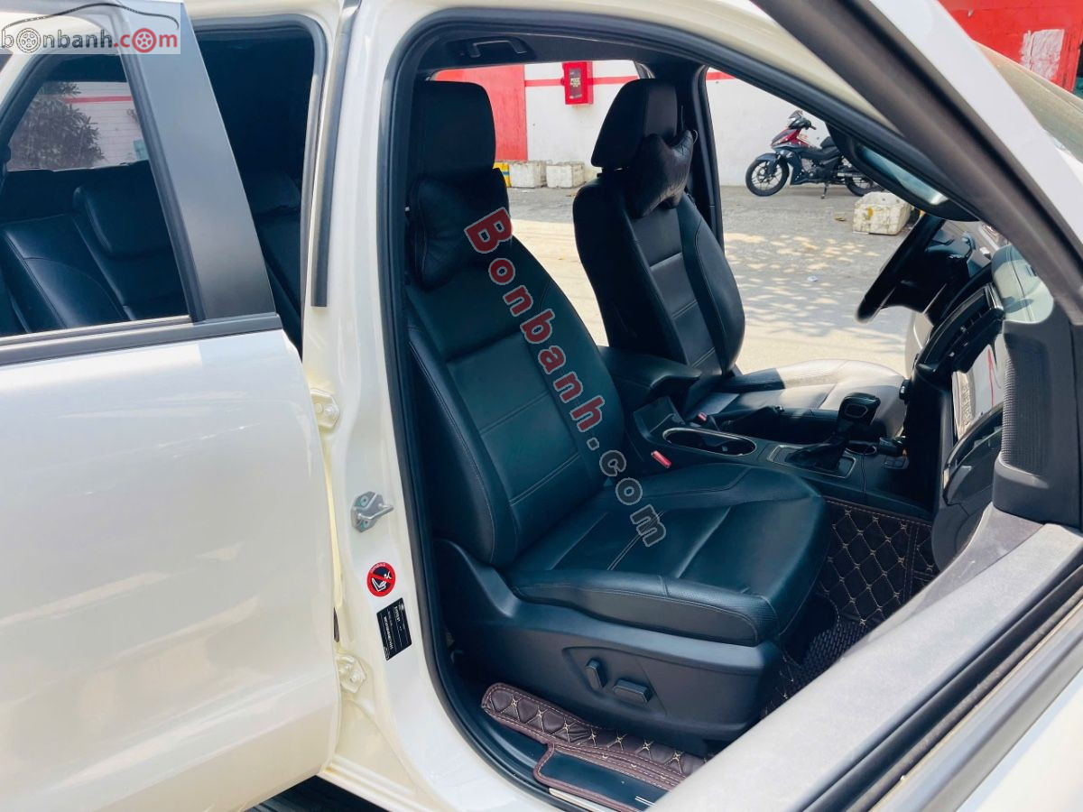 Bán ô tô Ford Everest Titanium 2.0L 4x2 AT - 2021 - xe cũ