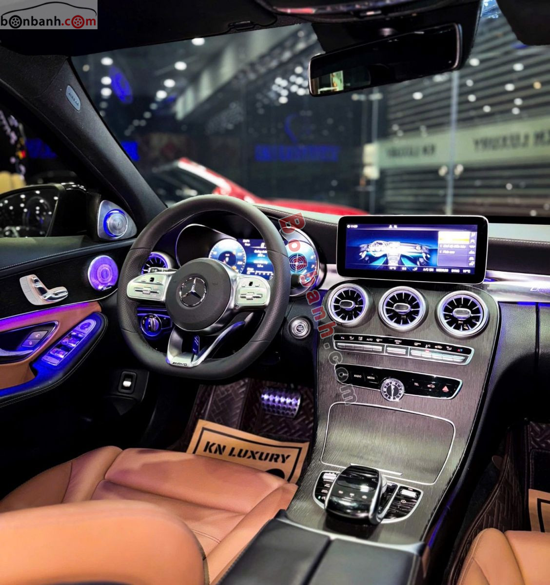 Bán ô tô Mercedes Benz C class C300 AMG - 2019 - xe cũ