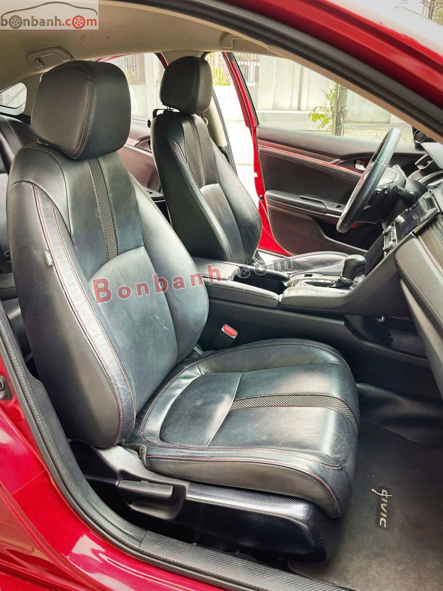 Bán ô tô Honda Civic RS 1.5 AT - 2020 - xe cũ