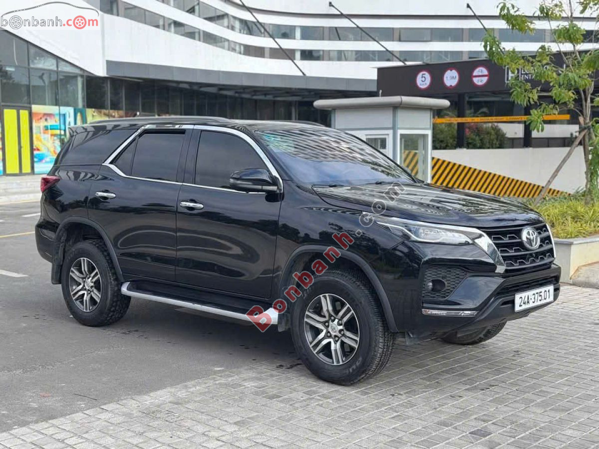 Bán ô tô Toyota Fortuner 2.4L 4x2 AT - 2022 - xe cũ