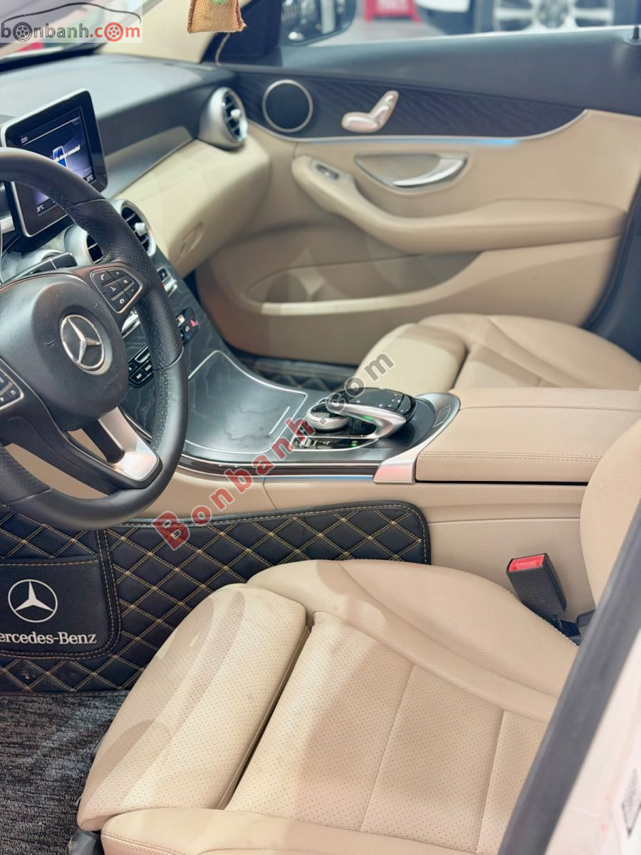 Bán ô tô Mercedes Benz C class C200 - 2017 - xe cũ