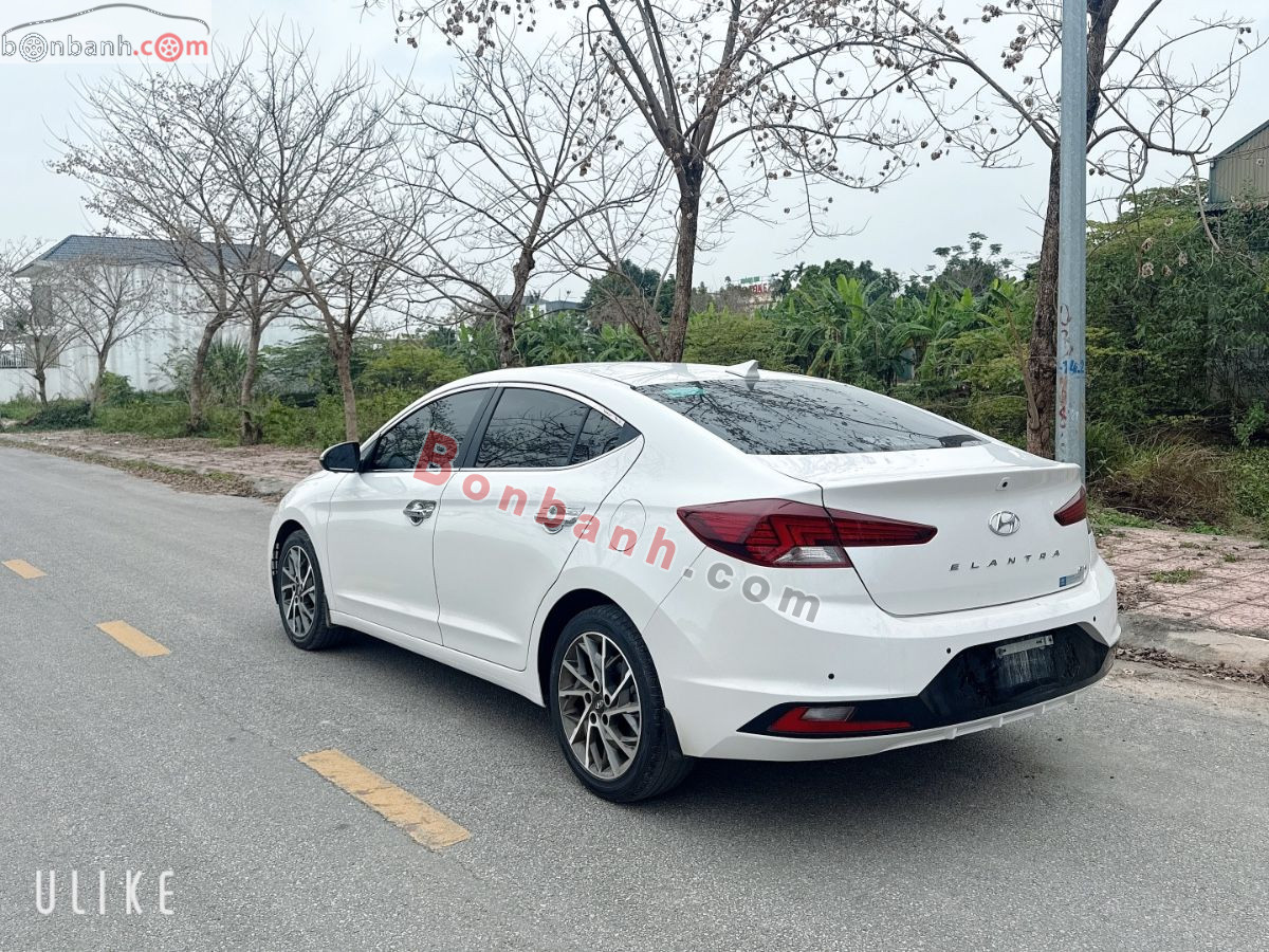 Bán ô tô Hyundai Elantra 2.0 AT - 2020 - xe cũ