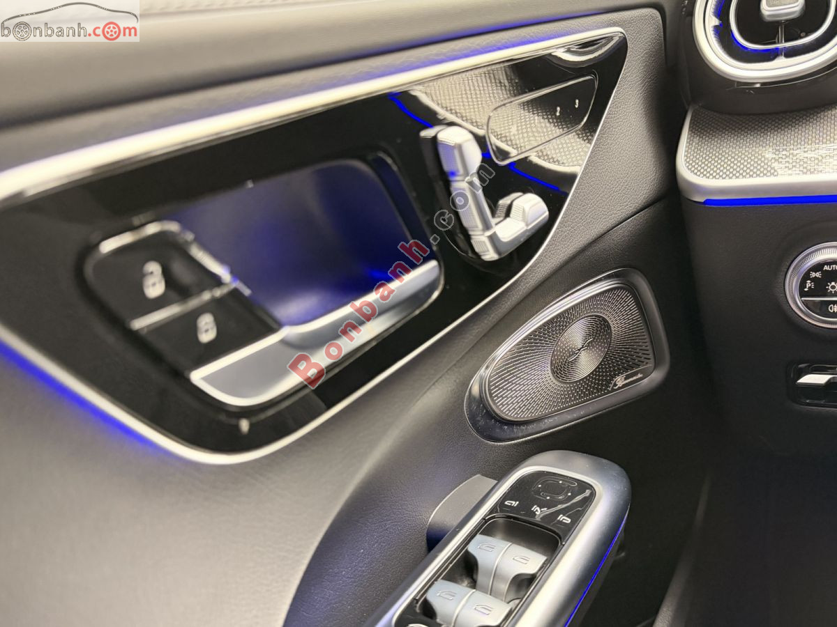 Bán ô tô Mercedes Benz C class C300 AMG - 2022 - xe cũ