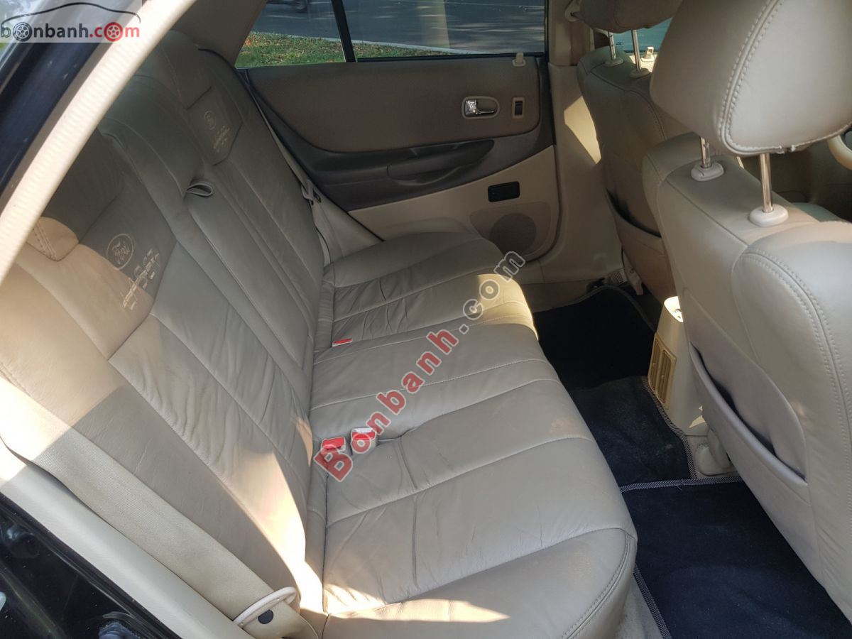 Bán ô tô Ford Laser GHIA 1.8 MT - 2004 - xe cũ