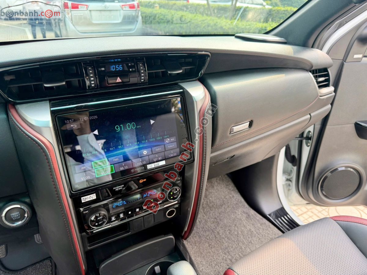 Bán ô tô Toyota Fortuner Legender 2.4L 4x2 AT - 2024 - xe cũ