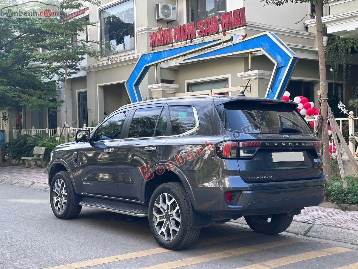 Bán ô tô Ford Everest Titanium Plus 2.0L 4x4 AT - 2024 - xe cũ