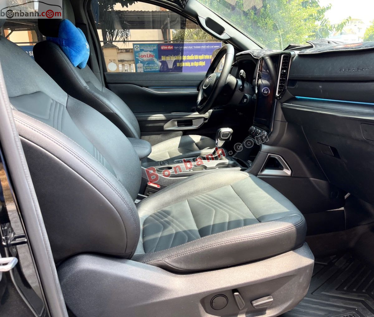 Bán ô tô Ford Everest Titanium 2.0L 4x2 AT - 2025 - xe cũ