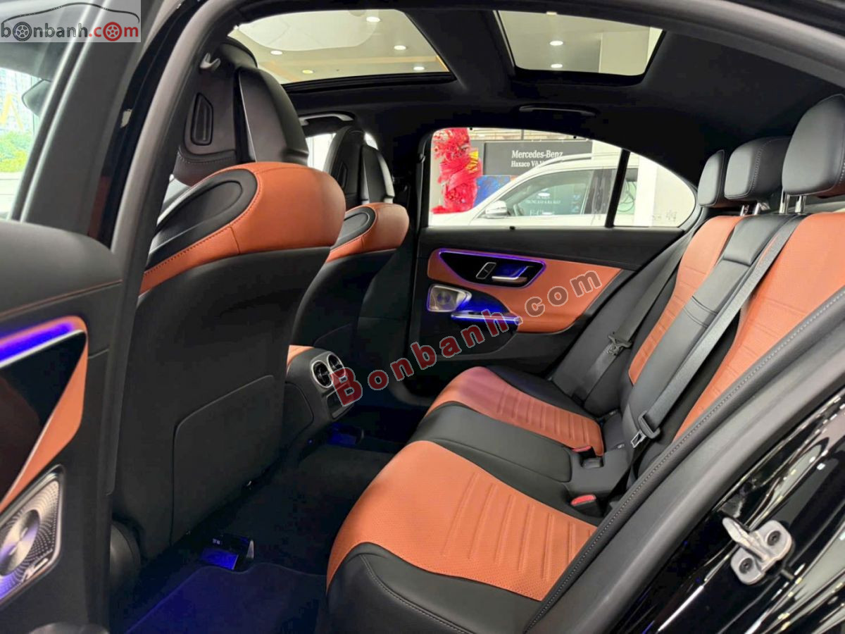 Bán ô tô Mercedes Benz C class C300 AMG - 2025 - xe cũ