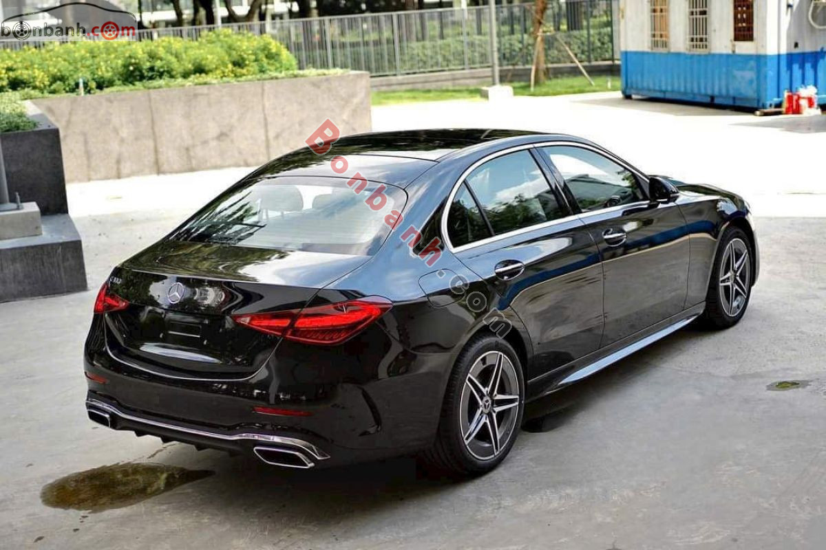 Bán ô tô Mercedes Benz C class C300 AMG - 2025 - xe cũ
